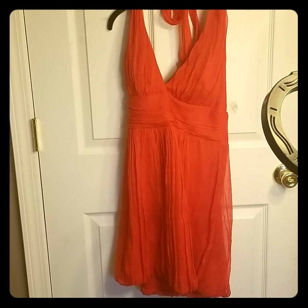 B6-TWENTY ONE: SIZE M - RED FLOWY DRESS